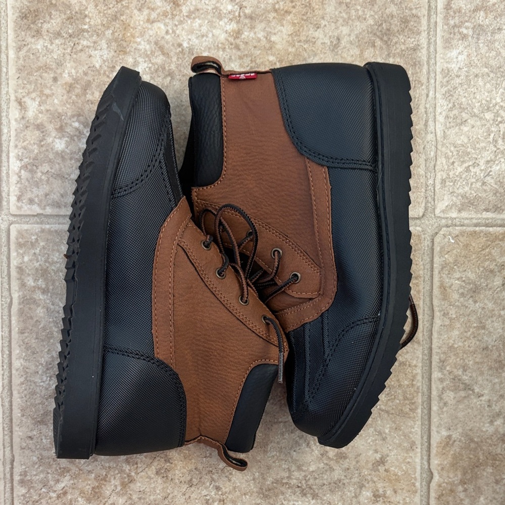 Levi's Kids Brown and Black Boots